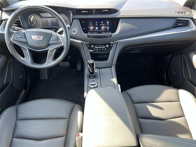used 2023 Cadillac XT5 car, priced at $28,890