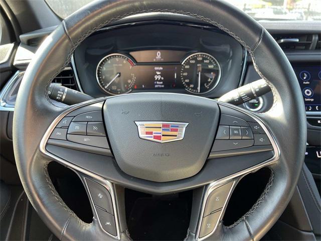 used 2023 Cadillac XT5 car, priced at $28,890