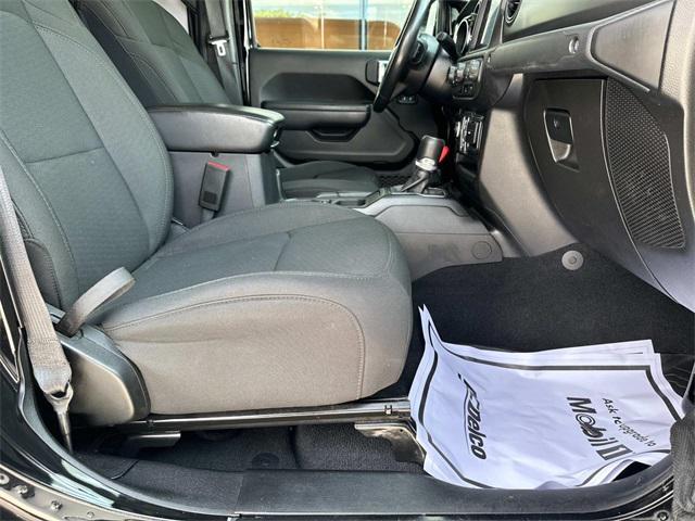 used 2022 Jeep Gladiator car, priced at $33,998