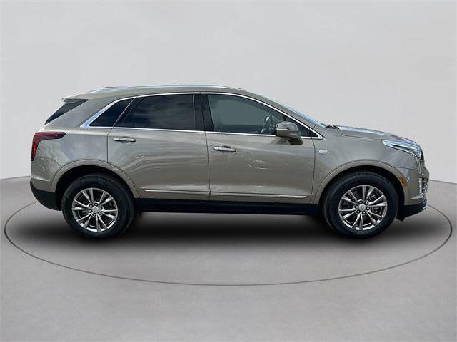 used 2023 Cadillac XT5 car, priced at $37,990