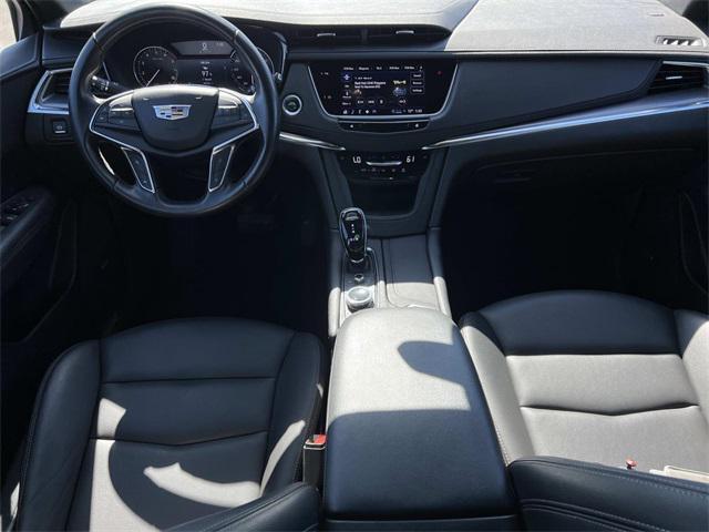 used 2023 Cadillac XT5 car, priced at $27,889
