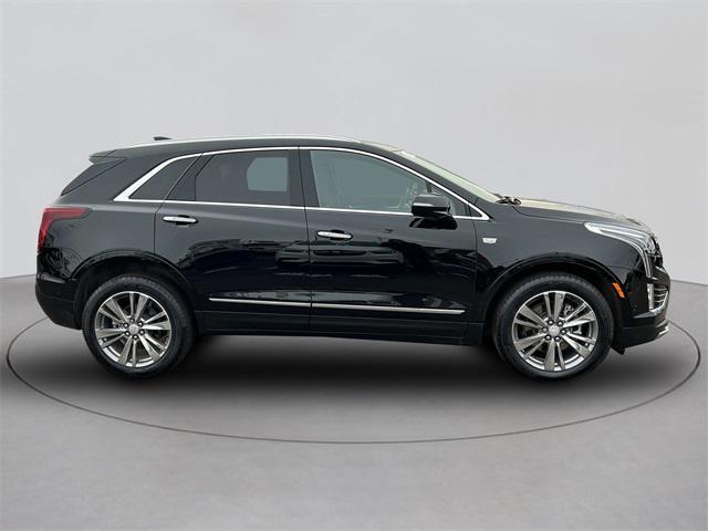 used 2022 Cadillac XT5 car, priced at $36,795