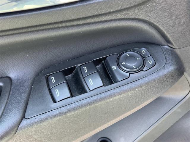 used 2022 Chevrolet Equinox car, priced at $19,998