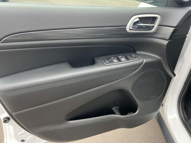 used 2022 Jeep Grand Cherokee car, priced at $29,998