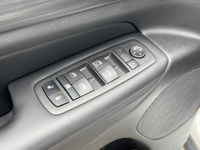 used 2022 Jeep Grand Cherokee car, priced at $29,998