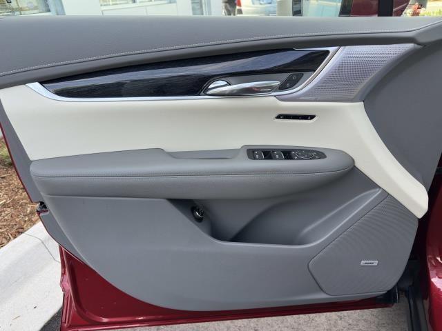 used 2023 Cadillac XT6 car, priced at $45,990