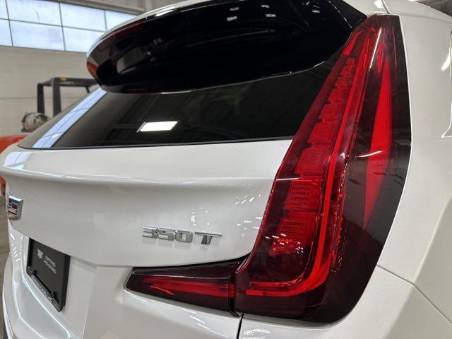 used 2022 Cadillac XT4 car, priced at $27,992