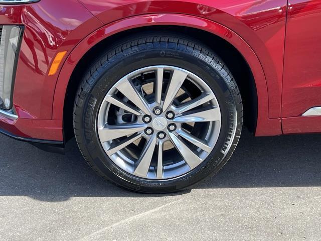 used 2023 Cadillac XT6 car, priced at $43,990