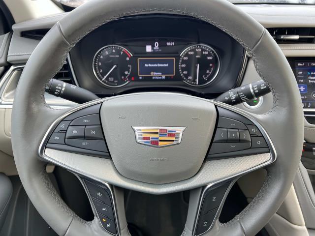 used 2022 Cadillac XT5 car, priced at $32,845