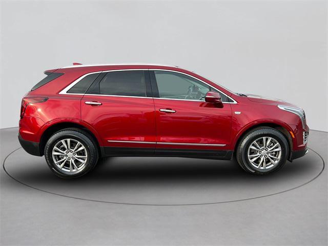 used 2022 Cadillac XT5 car, priced at $32,845