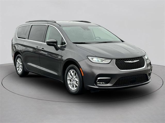 used 2022 Chrysler Pacifica car, priced at $29,998