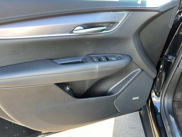 used 2023 Cadillac XT5 car, priced at $31,888