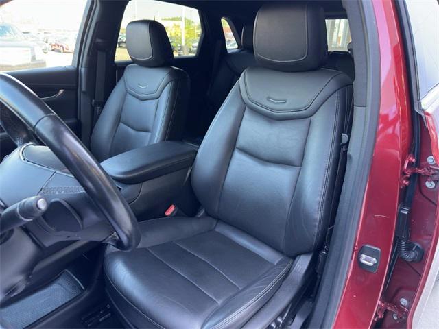 used 2022 Cadillac XT5 car, priced at $33,898