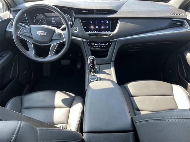 used 2023 Cadillac XT5 car, priced at $29,886