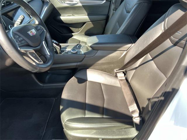 used 2023 Cadillac XT5 car, priced at $29,886
