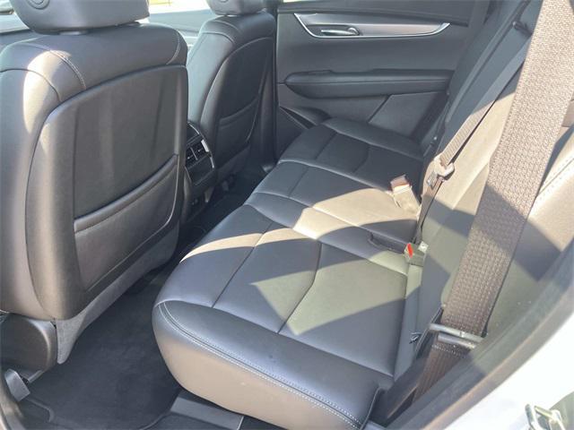 used 2023 Cadillac XT5 car, priced at $29,886