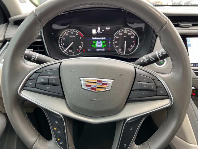 used 2022 Cadillac XT5 car, priced at $33,773