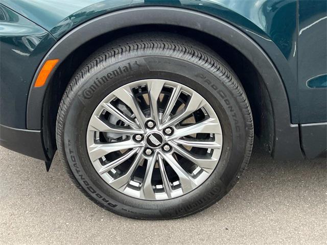 used 2024 Cadillac XT4 car, priced at $36,996