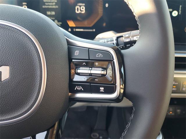 new 2025 Kia Sorento car, priced at $35,013
