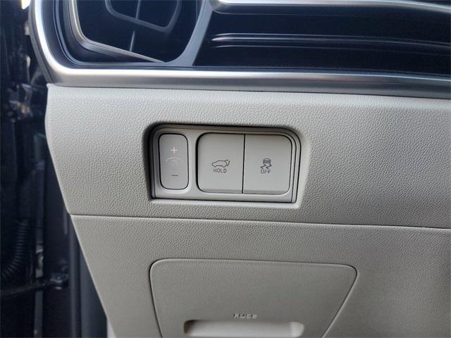 new 2025 Kia Sorento car, priced at $35,013