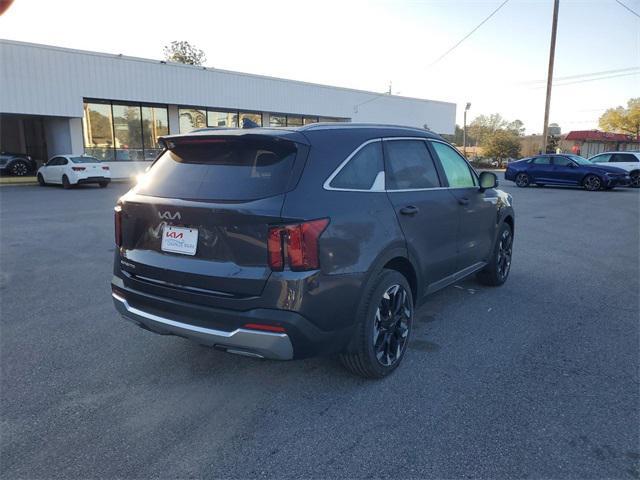 new 2025 Kia Sorento car, priced at $35,013