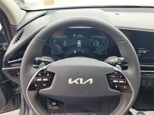 new 2025 Kia Niro car, priced at $32,618