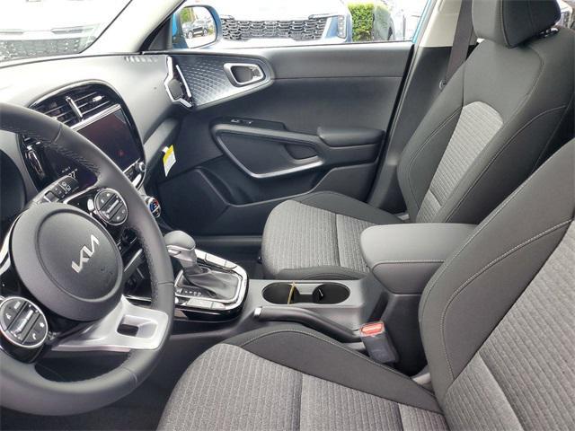 new 2025 Kia Soul car, priced at $23,397
