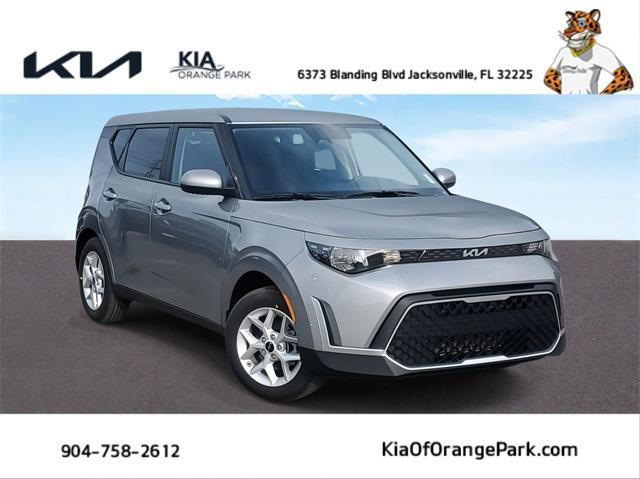 new 2025 Kia Soul car, priced at $18,326
