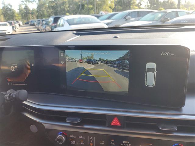 new 2025 Kia Sorento car, priced at $31,718