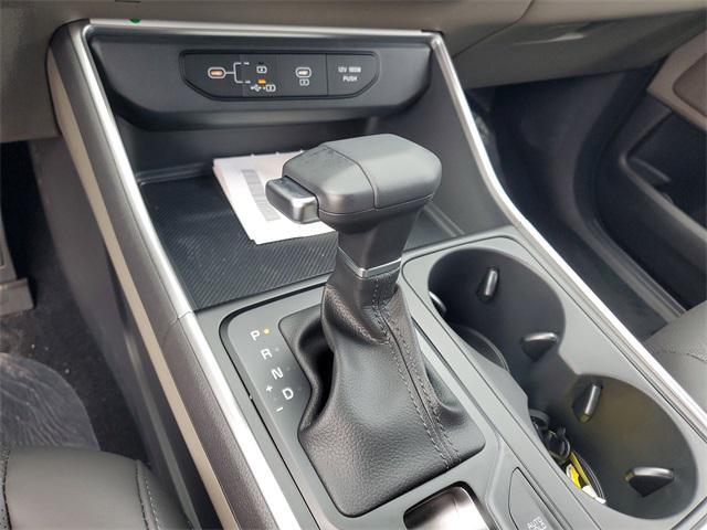 new 2025 Kia Carnival car, priced at $36,516
