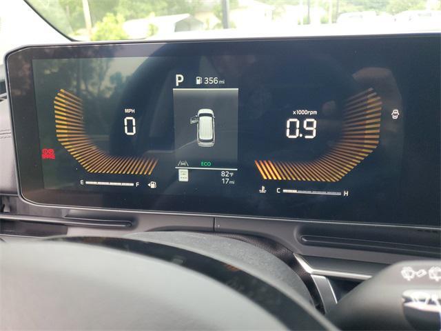 new 2025 Kia Carnival car, priced at $36,516