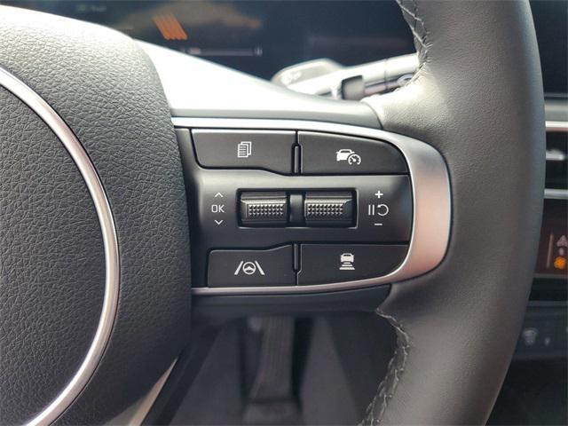 new 2025 Kia K5 car, priced at $29,472