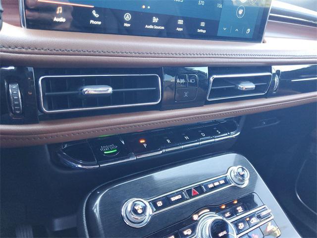 used 2022 Lincoln Nautilus car, priced at $35,900