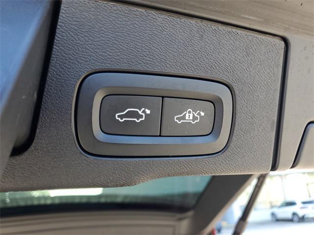 used 2023 Volvo XC60 car, priced at $29,980