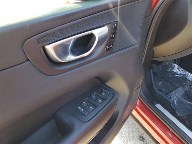 used 2023 Volvo XC60 car, priced at $29,980
