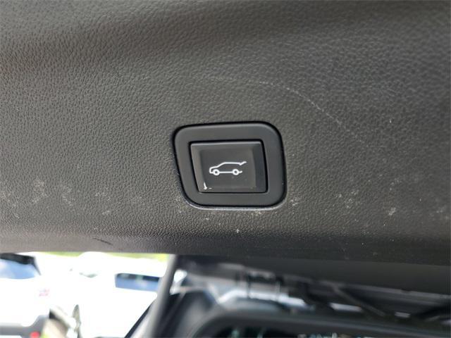 used 2022 GMC Yukon car, priced at $52,480
