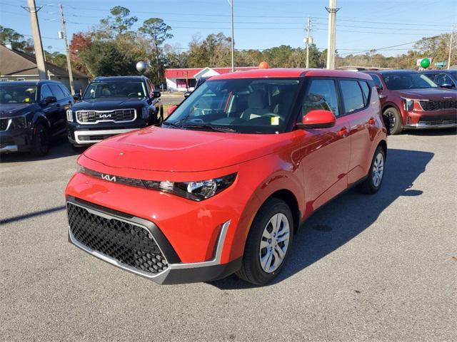 new 2025 Kia Soul car, priced at $18,679