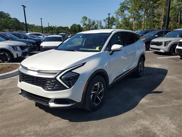 new 2025 Kia Sportage Hybrid car, priced at $28,978
