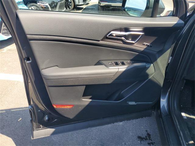 new 2026 Kia Sportage Hybrid car, priced at $39,118