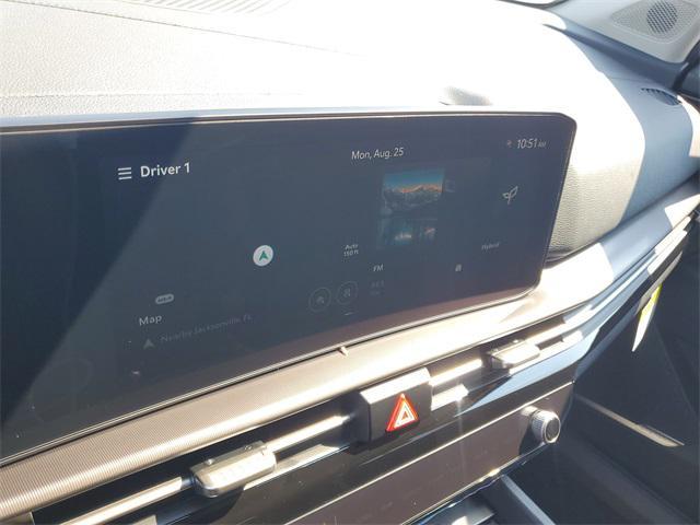 new 2026 Kia Sportage Hybrid car, priced at $39,118