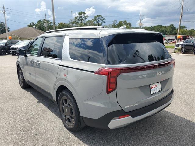 new 2025 Kia Carnival car, priced at $42,682