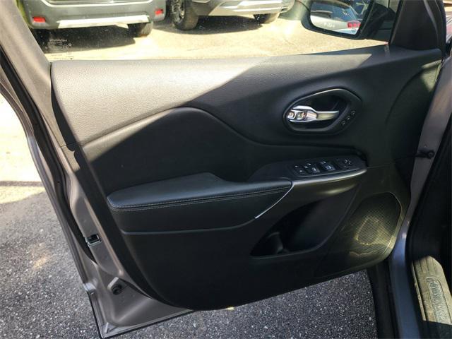 used 2020 Jeep Cherokee car, priced at $16,980