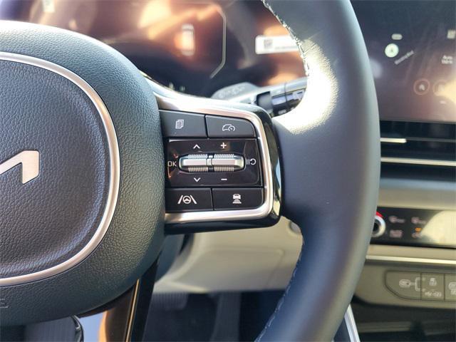 new 2025 Kia Carnival car, priced at $49,806