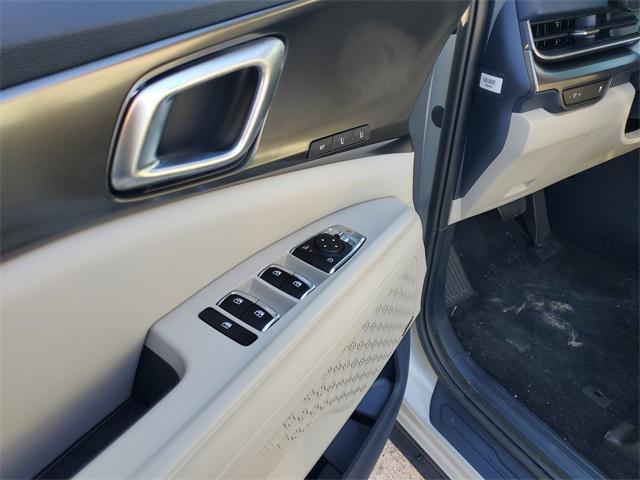 new 2025 Kia Carnival car, priced at $49,806