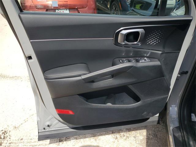 new 2025 Kia Sorento car, priced at $31,557