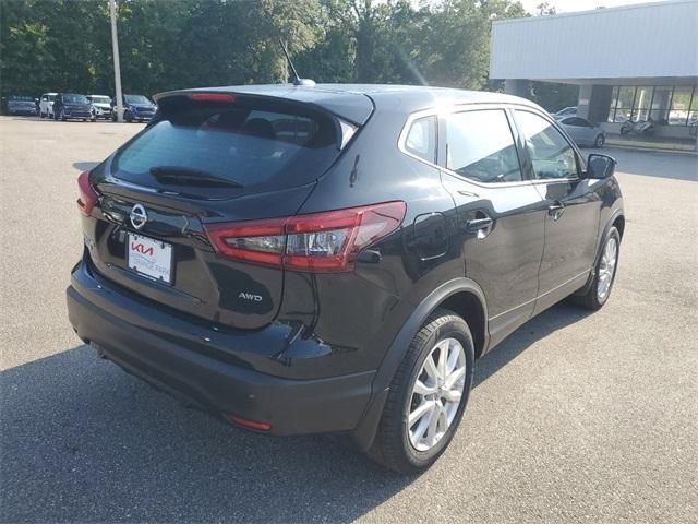used 2022 Nissan Rogue Sport car, priced at $21,980