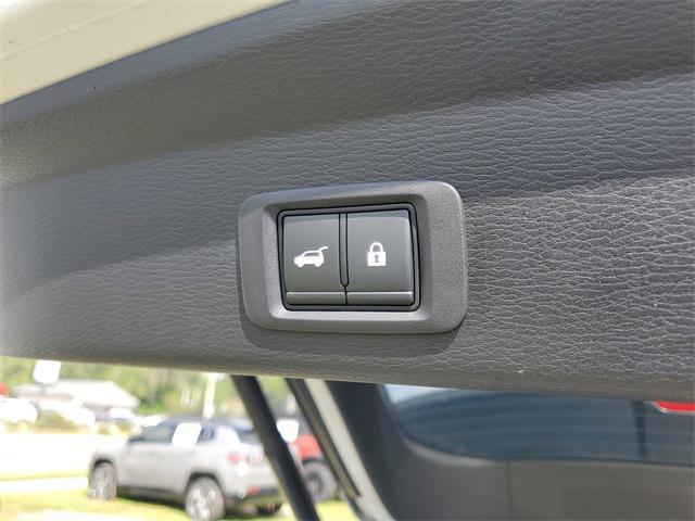 used 2023 Mitsubishi Outlander car, priced at $21,200