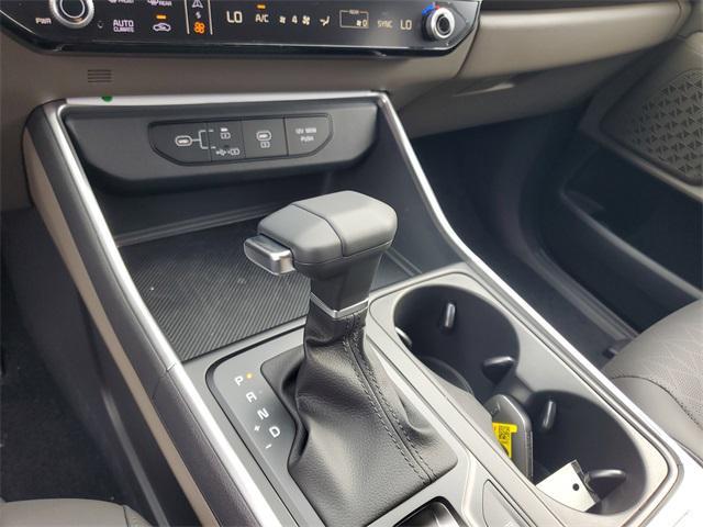 new 2026 Kia Carnival car, priced at $38,000