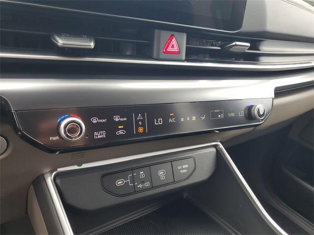 new 2026 Kia Carnival car, priced at $38,000