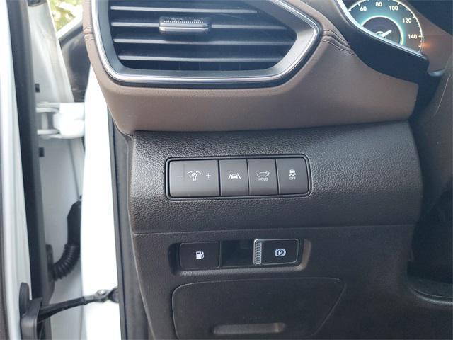 used 2022 Hyundai Santa Fe car, priced at $27,980